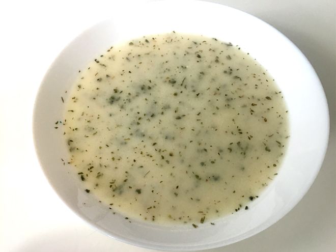 yoğurtlu çorba yapımı